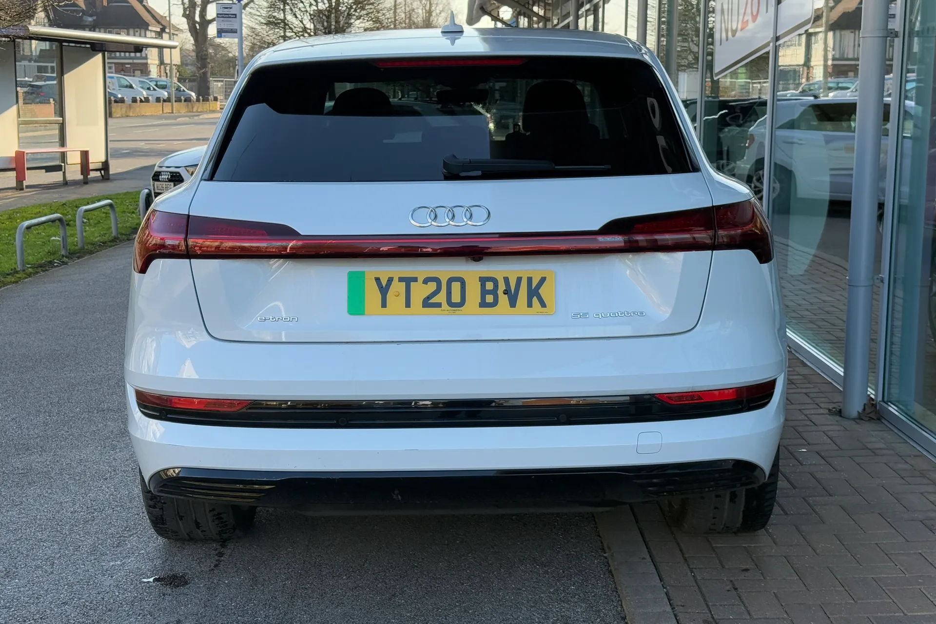 Audi e-tron thumbnail image number 50