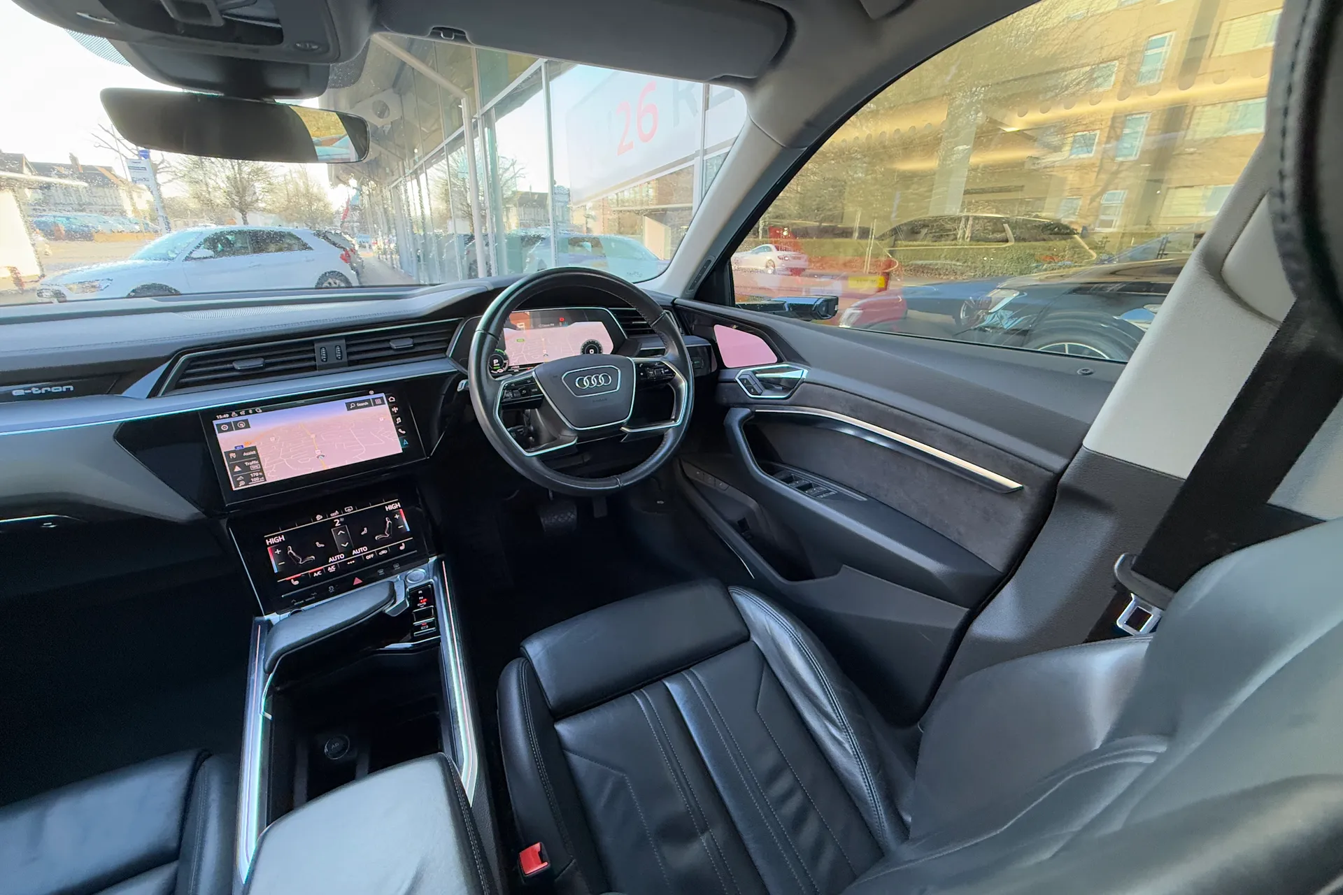 Audi e-tron thumbnail image number 47