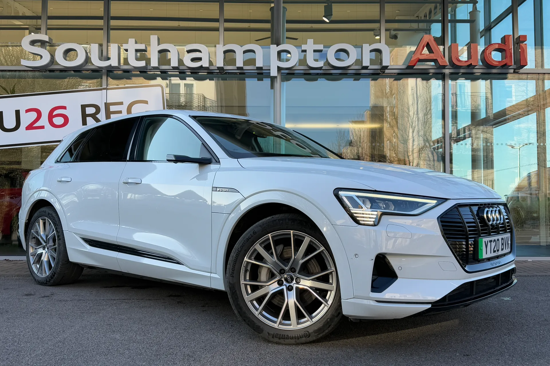 Audi e-tron focused image