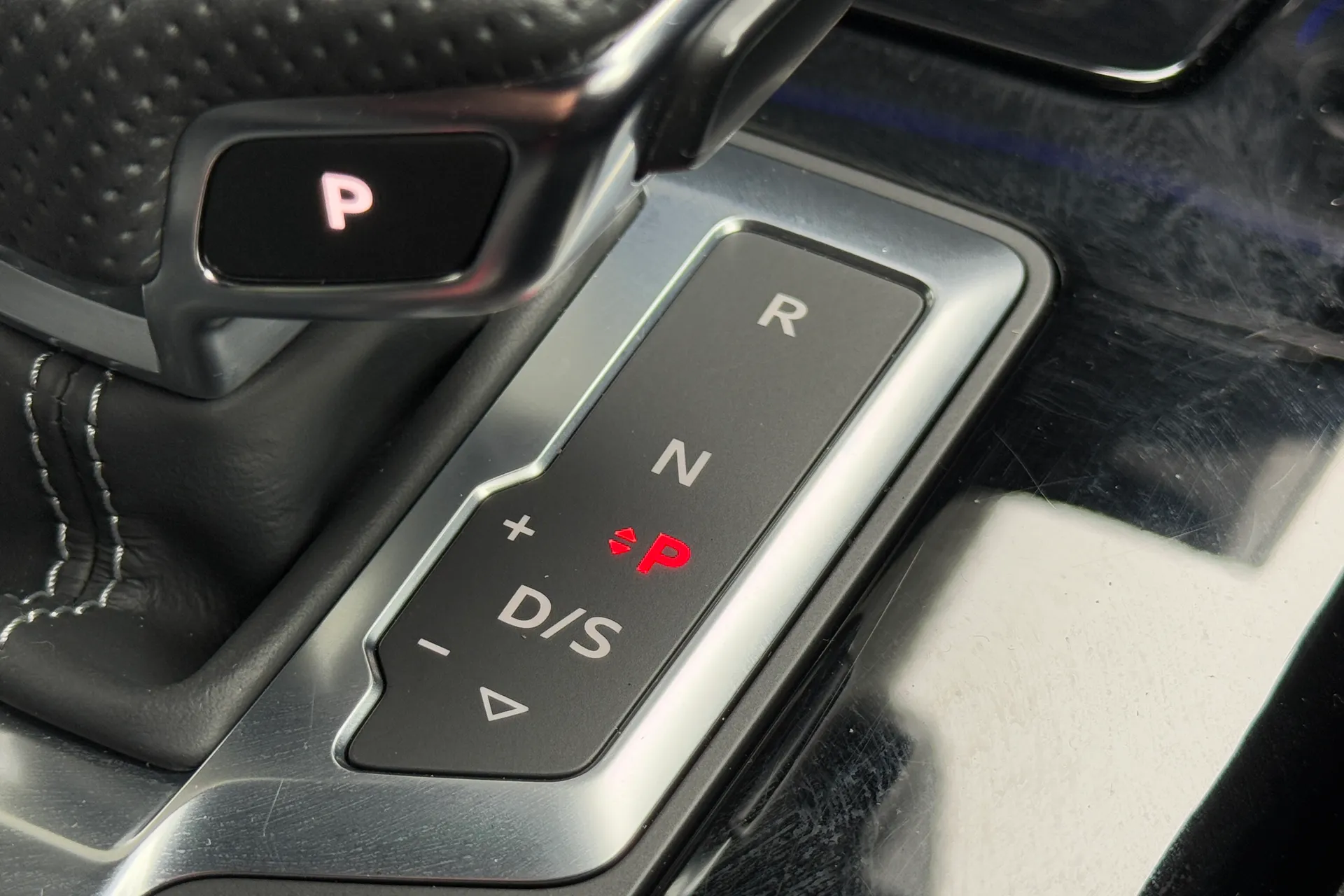 Audi Q5 thumbnail image number 23