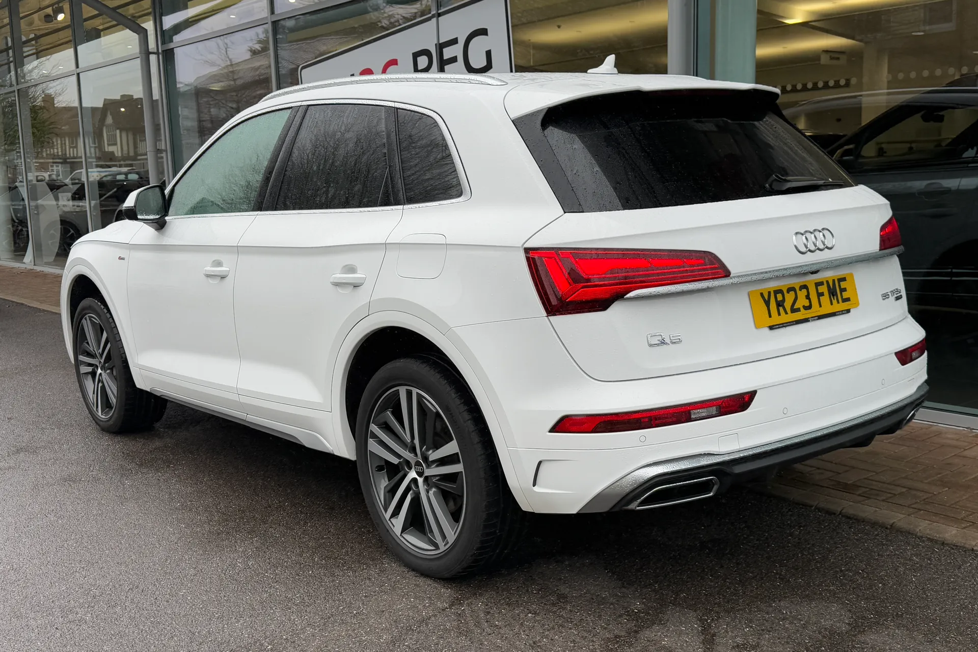 Audi Q5 thumbnail image number 10