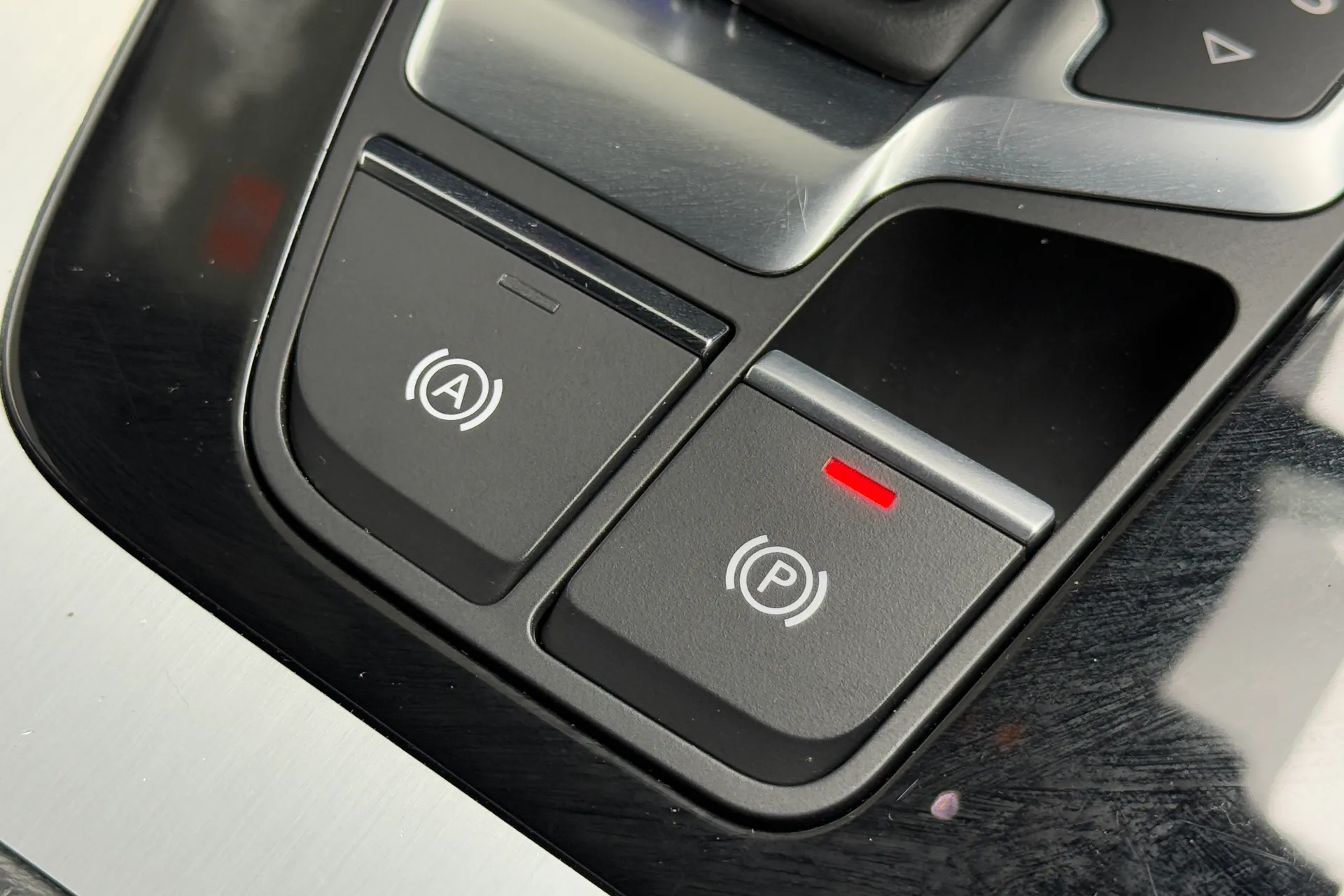 Audi Q5 thumbnail image number 24