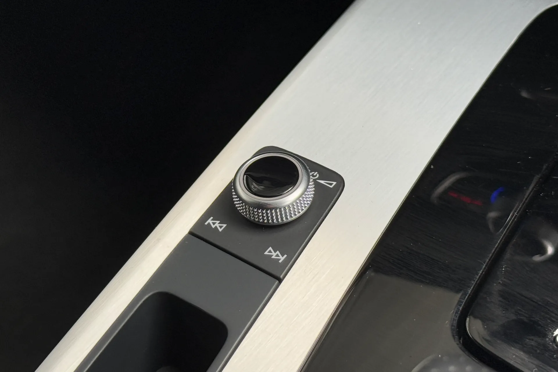 Audi Q5 thumbnail image number 21