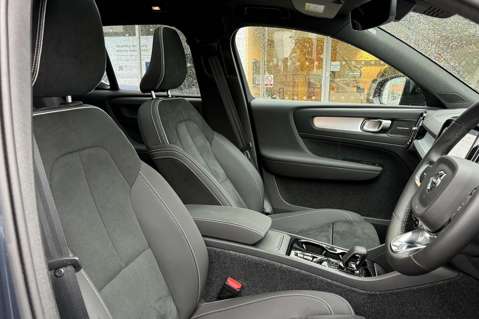 Volvo XC40 thumbnail image number 26