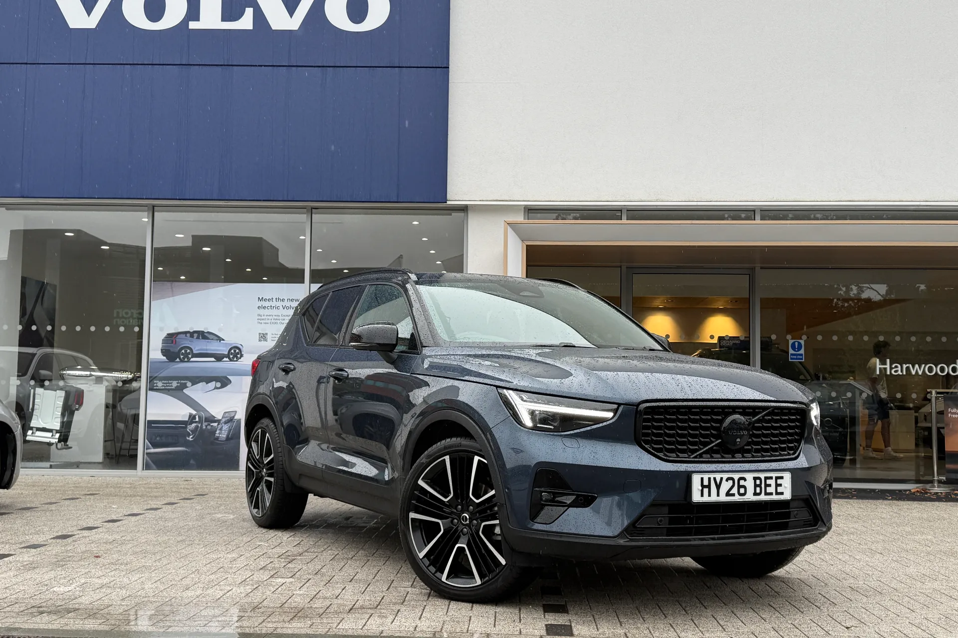 Volvo XC40 focused image