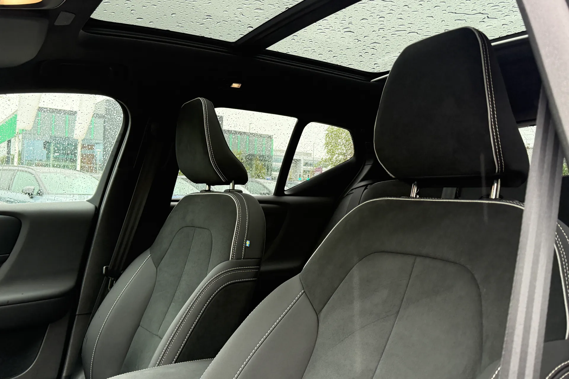 Volvo XC40 thumbnail image number 28