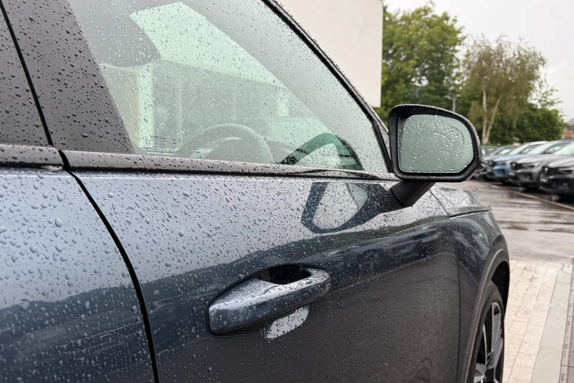Volvo XC40 thumbnail image number 15