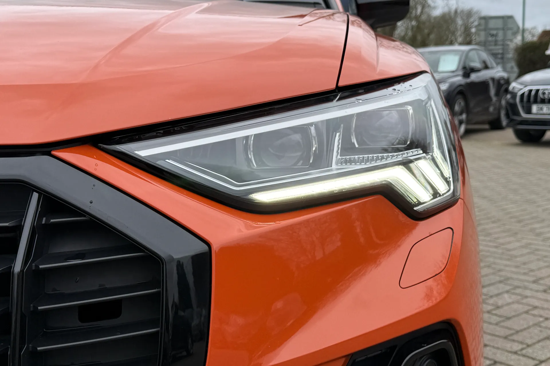 Audi Q3 thumbnail image number 60