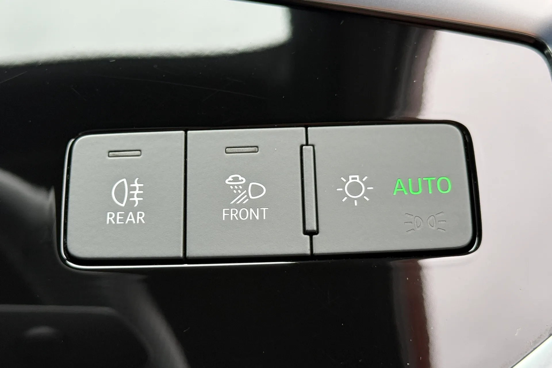 Audi Q3 thumbnail image number 26