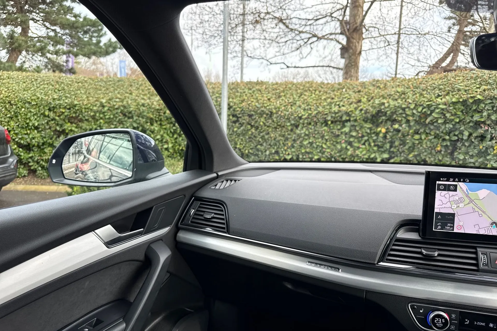 Audi Q5 thumbnail image number 45