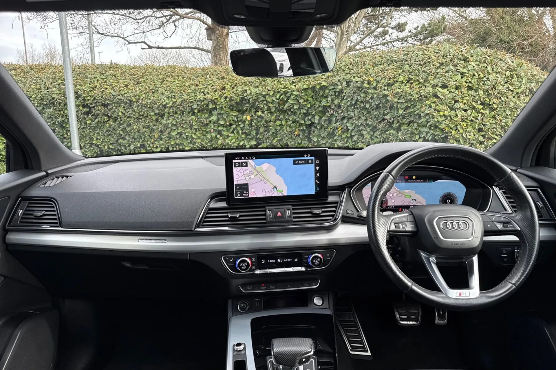 Audi Q5 thumbnail image number 3