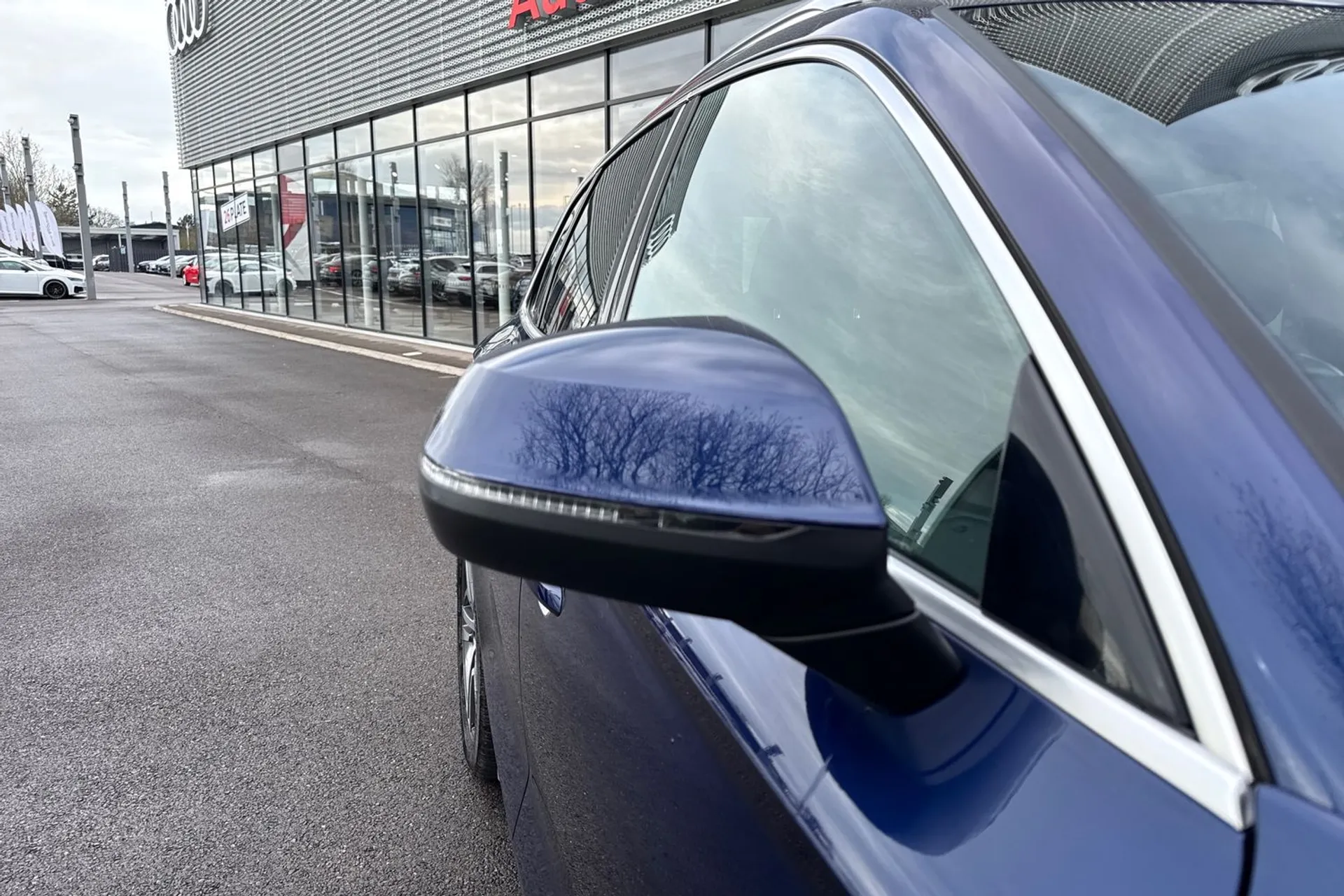 Audi Q5 thumbnail image number 30