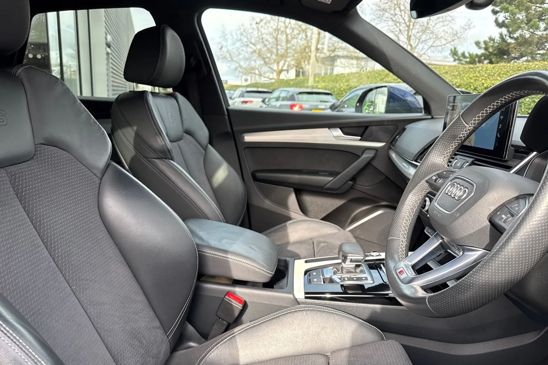 Audi Q5 thumbnail image number 41