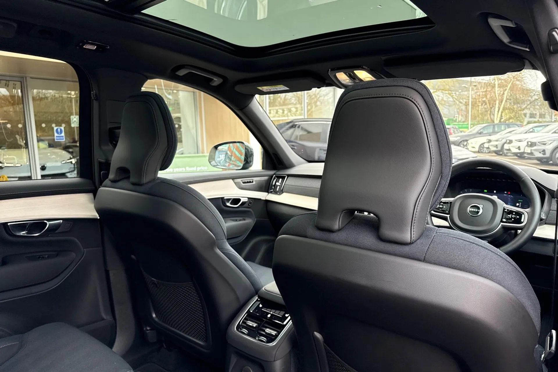 Volvo XC90 thumbnail image number 27