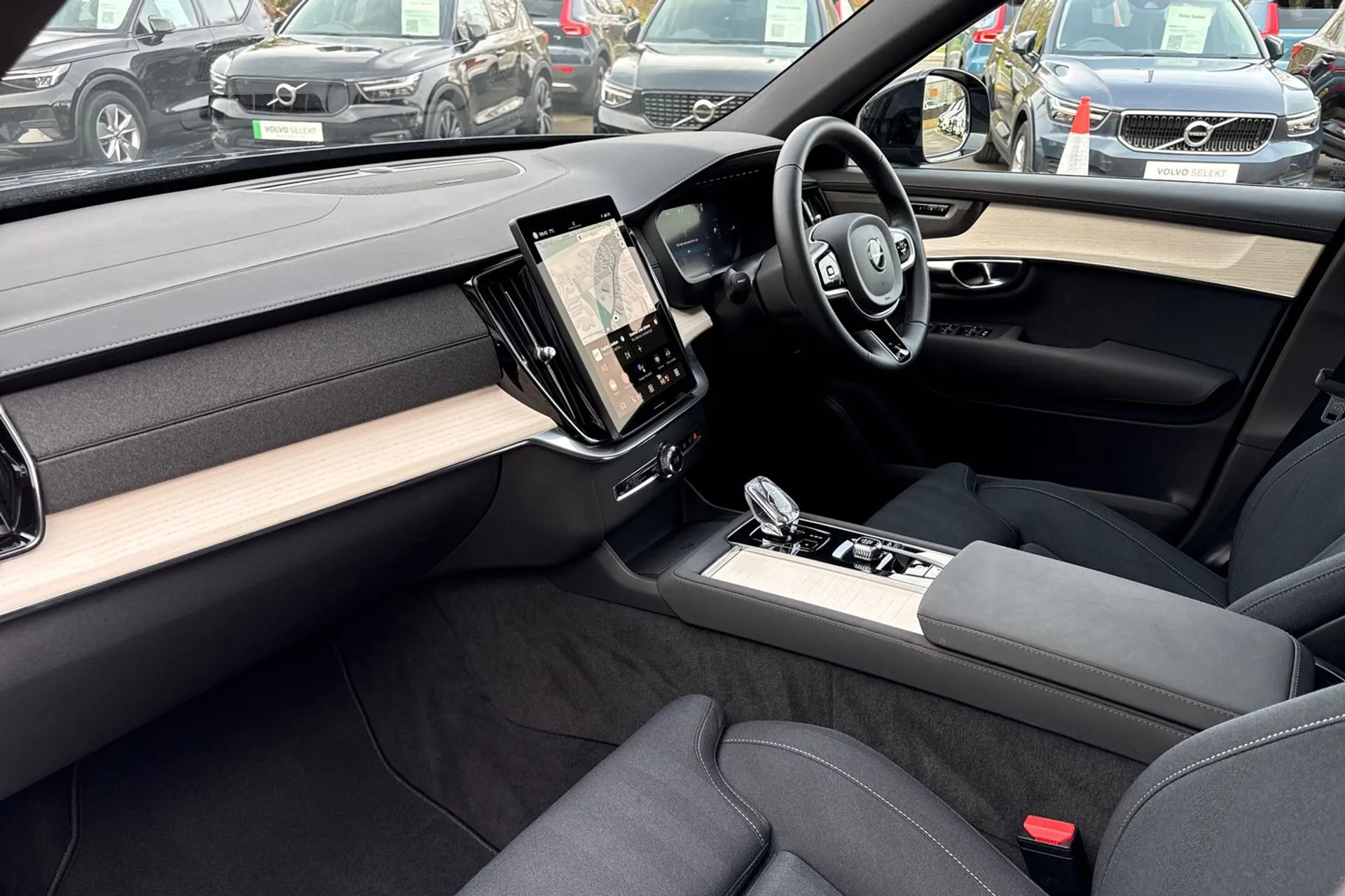 Volvo XC90 thumbnail image number 30