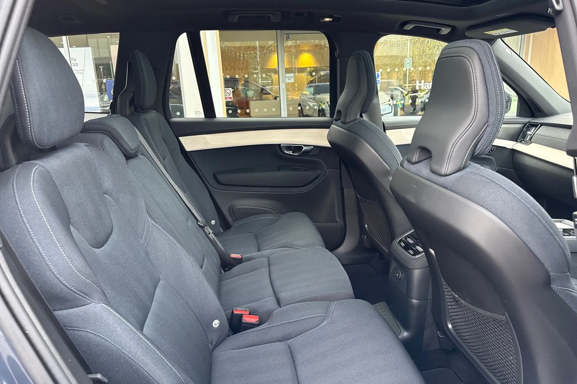 Volvo XC90 thumbnail image number 26