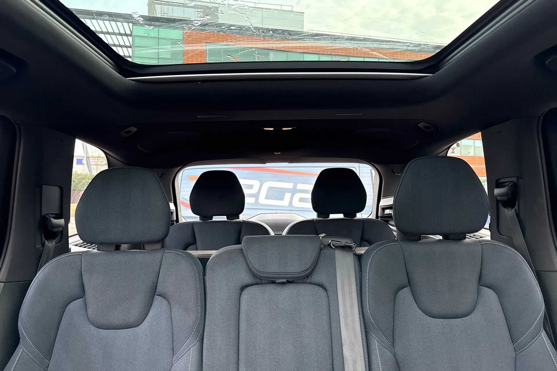 Volvo XC90 thumbnail image number 7