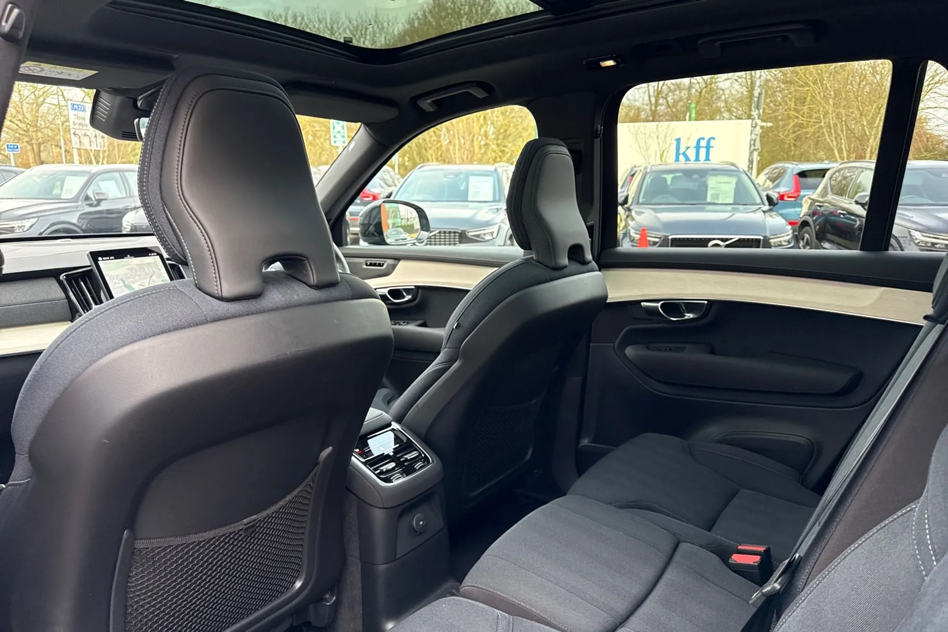 Volvo XC90 thumbnail image number 34