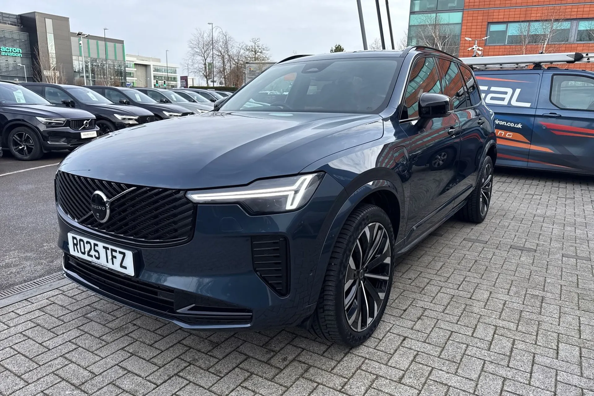 Volvo XC90 thumbnail image number 14