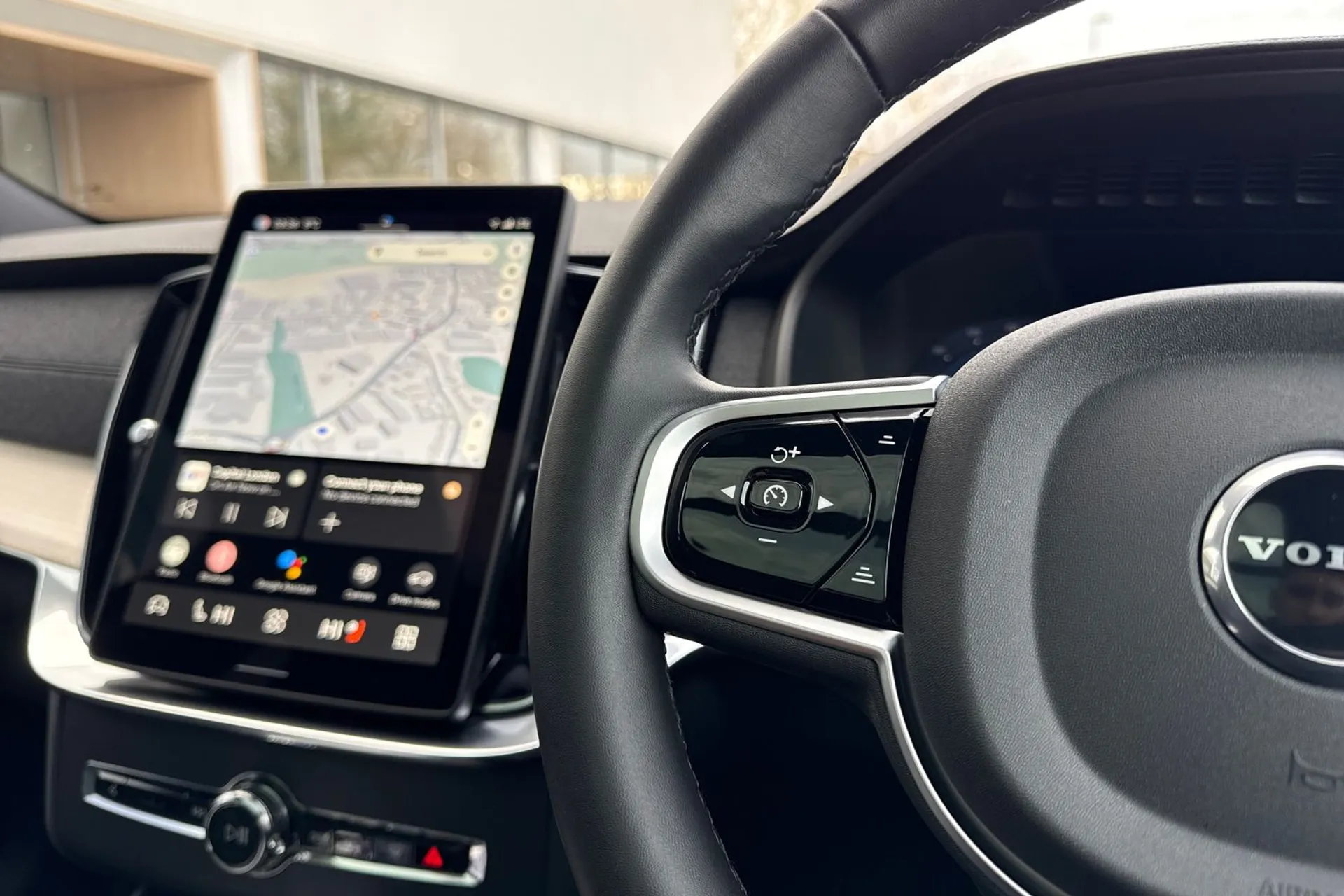 Volvo XC90 thumbnail image number 39