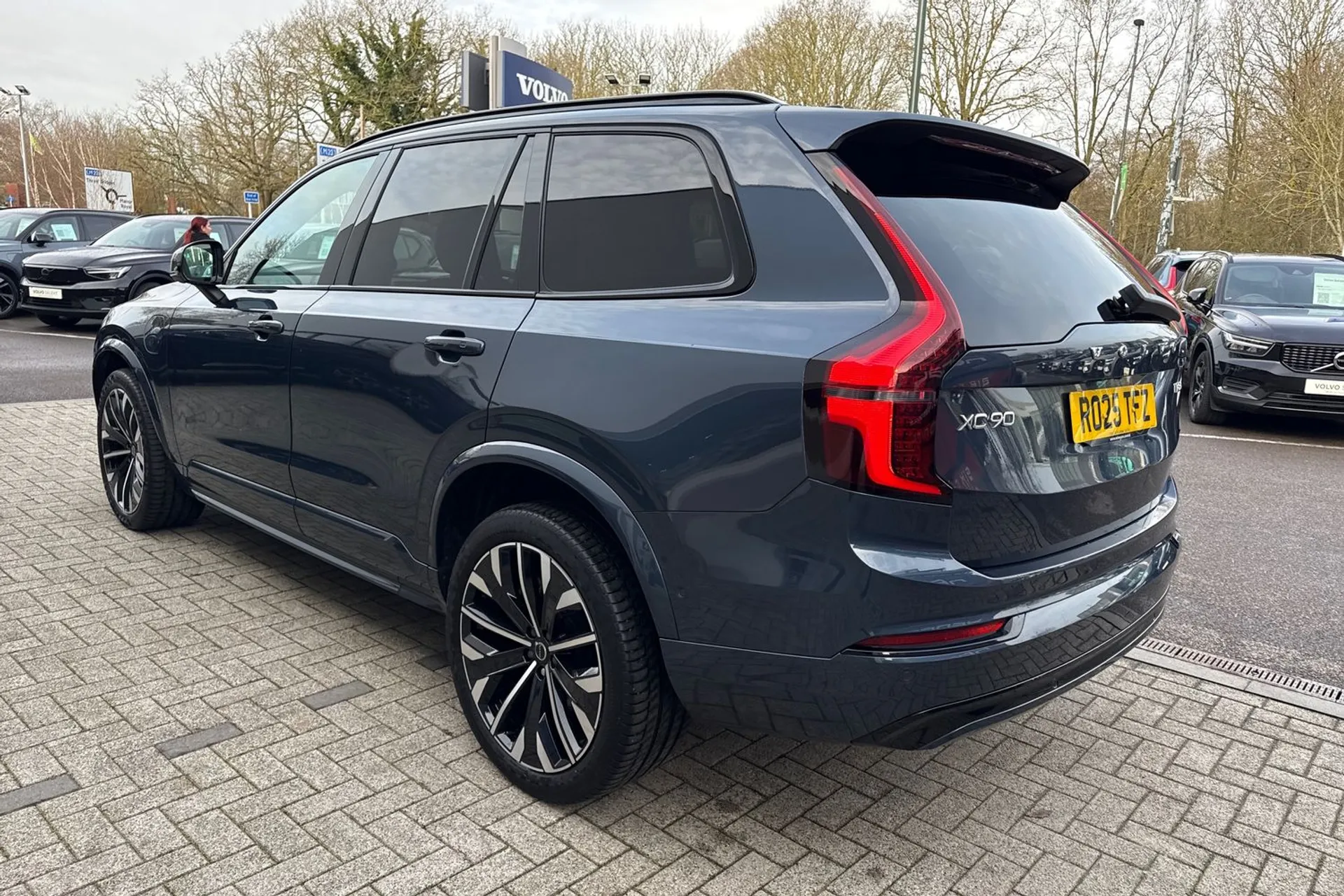 Volvo XC90 thumbnail image number 12