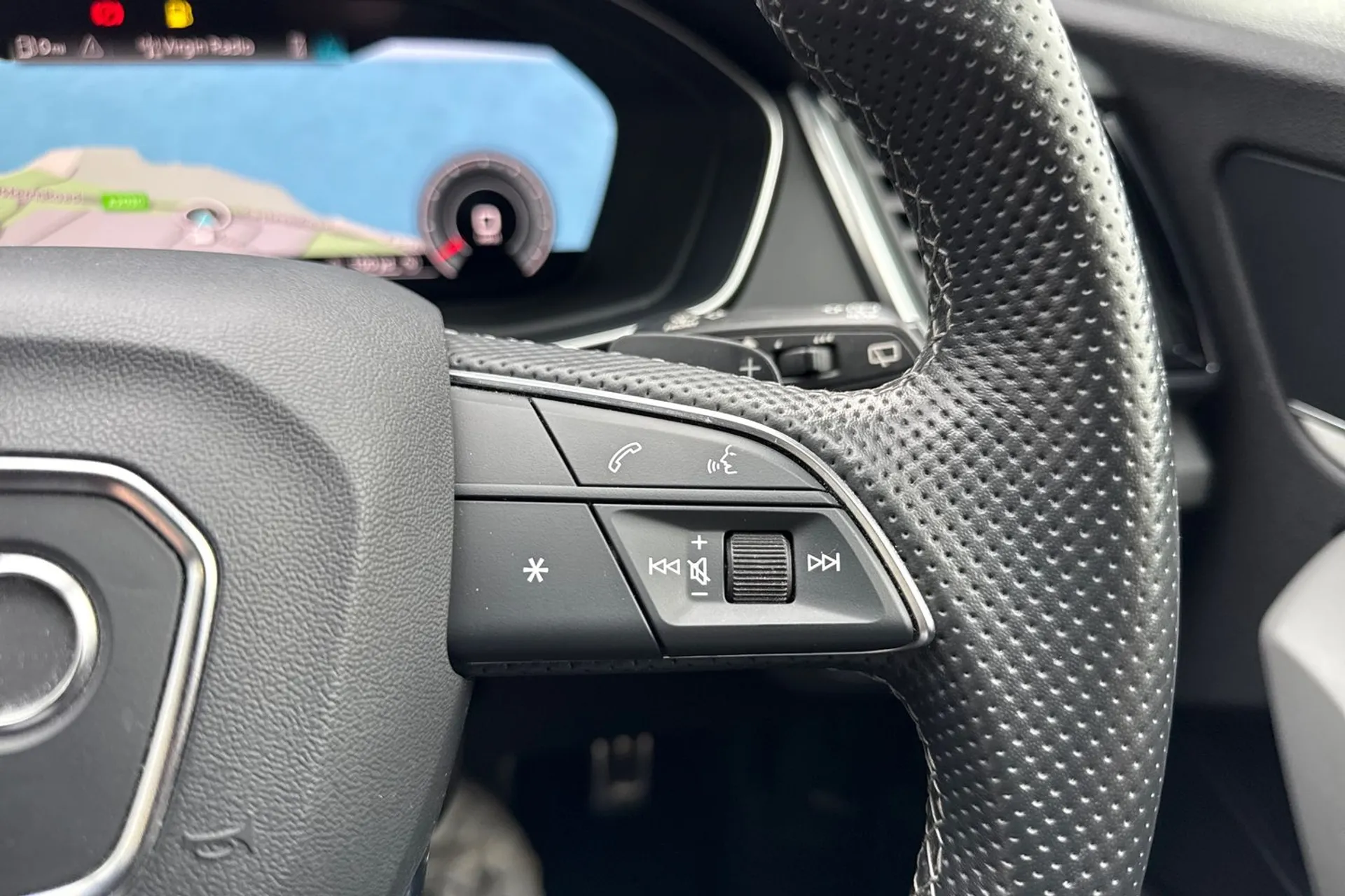 Audi Q5 thumbnail image number 41