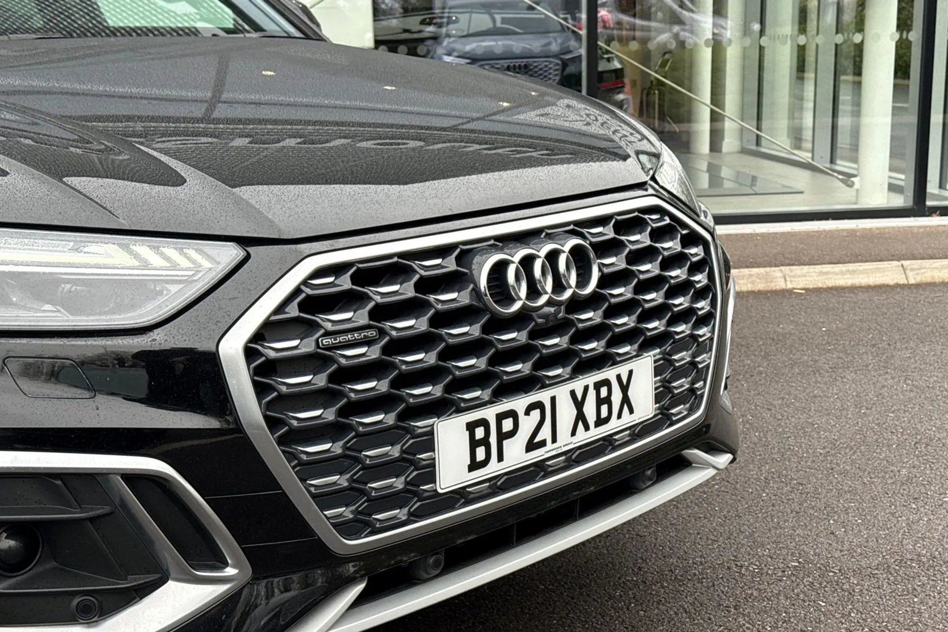 Audi Q5 thumbnail image number 12