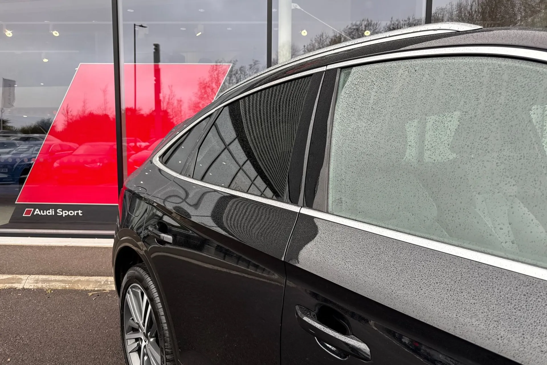 Audi Q5 thumbnail image number 24