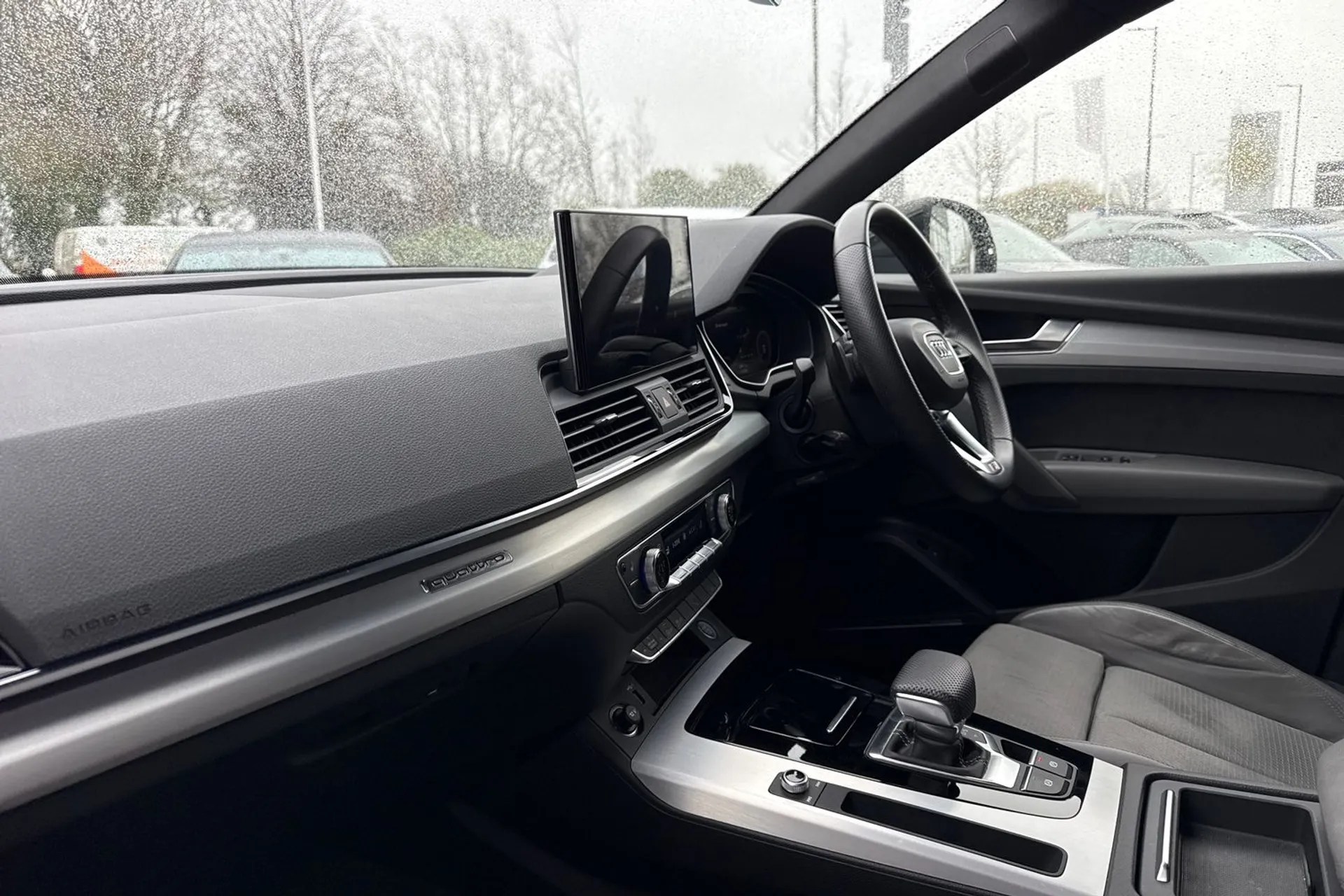 Audi Q5 thumbnail image number 17