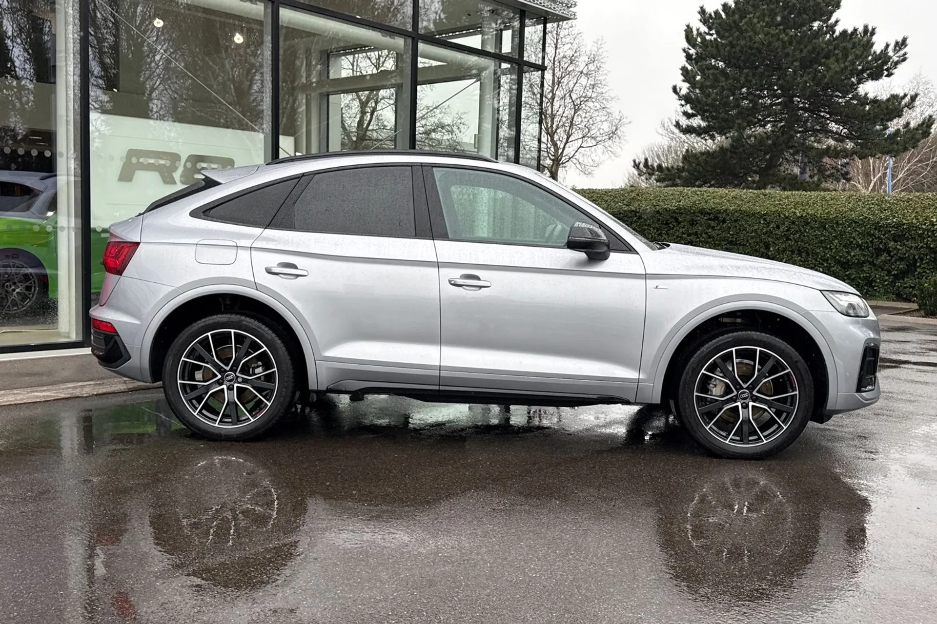 Audi Q5 thumbnail image number 2