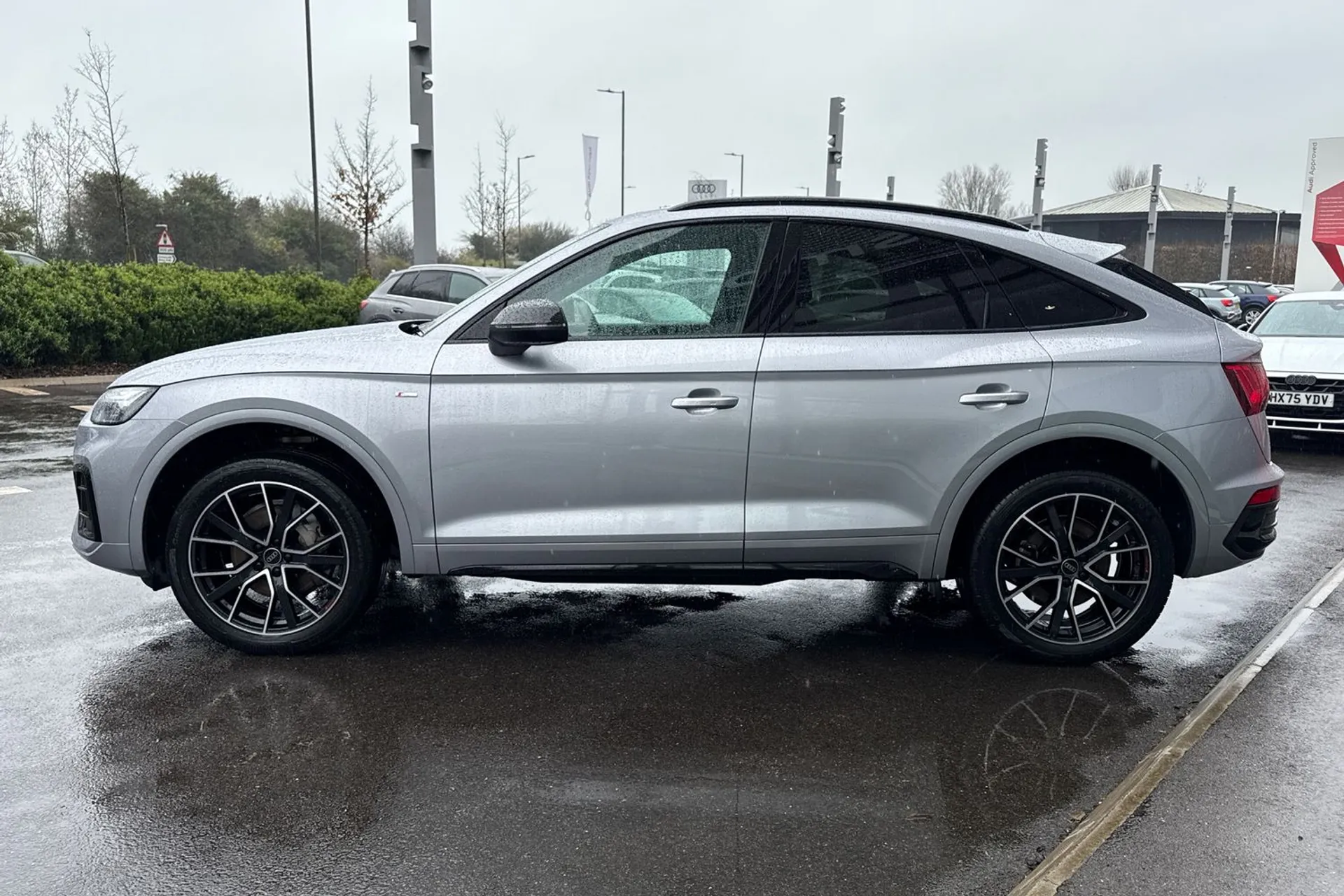 Audi Q5 thumbnail image number 19