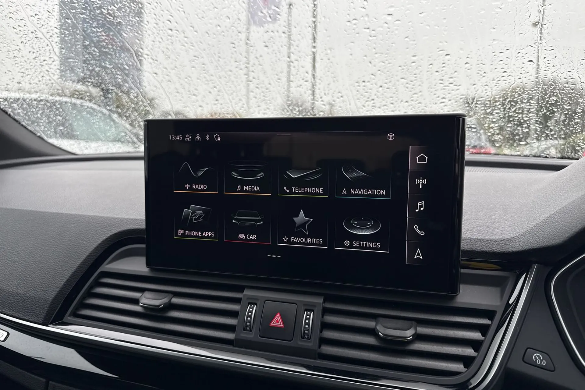 Audi Q5 thumbnail image number 18