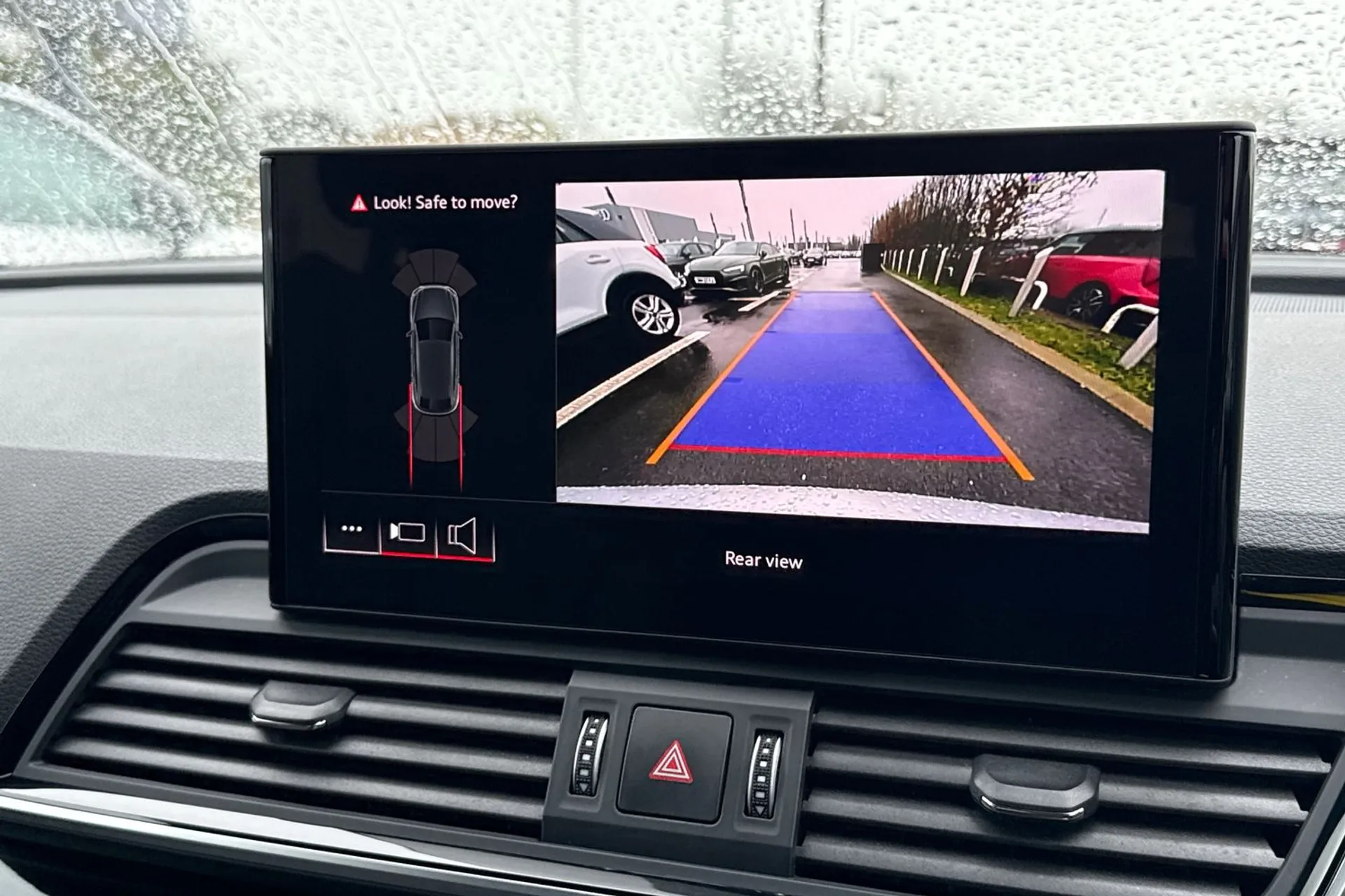 Audi Q5 thumbnail image number 6