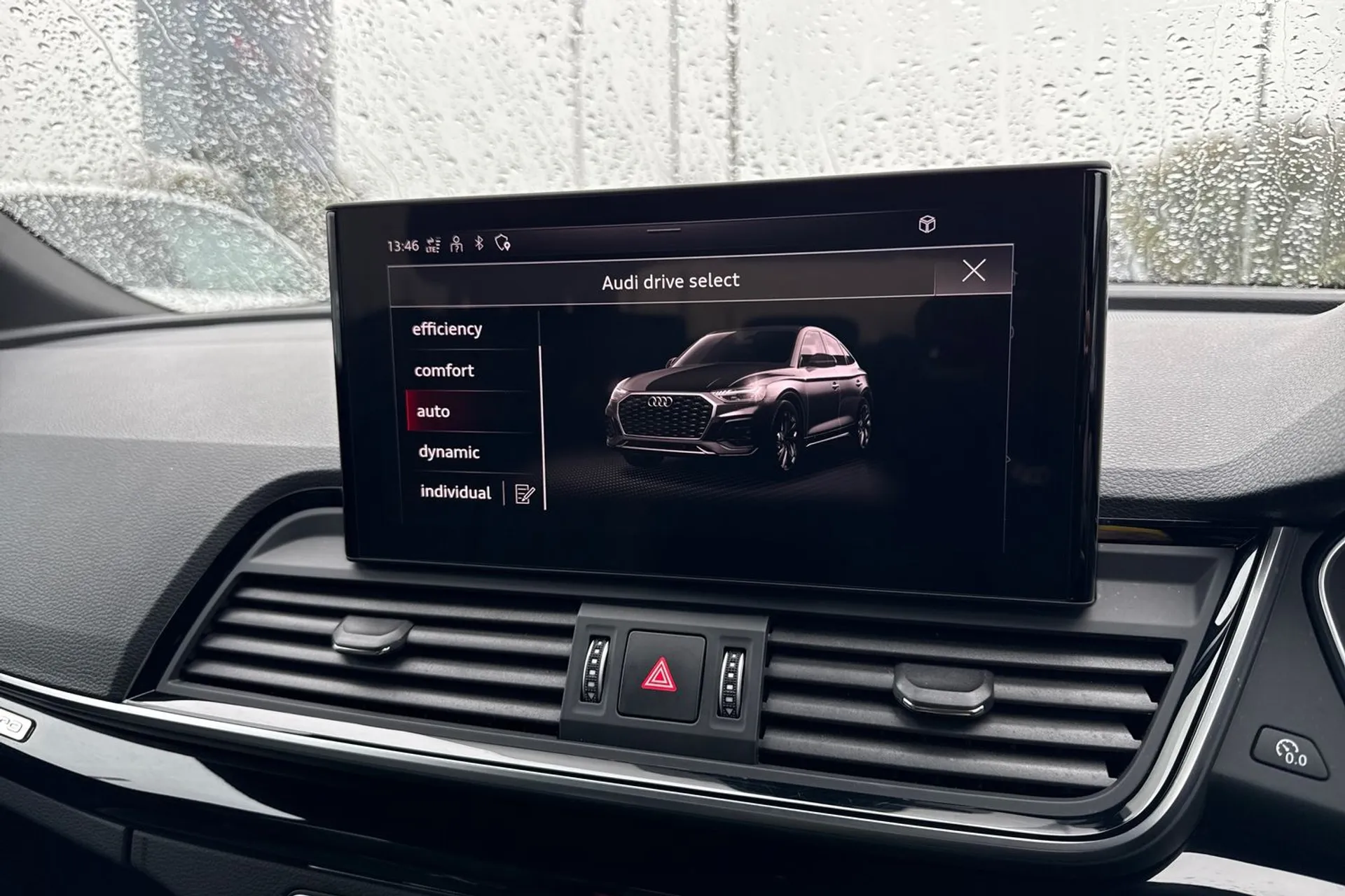 Audi Q5 thumbnail image number 26