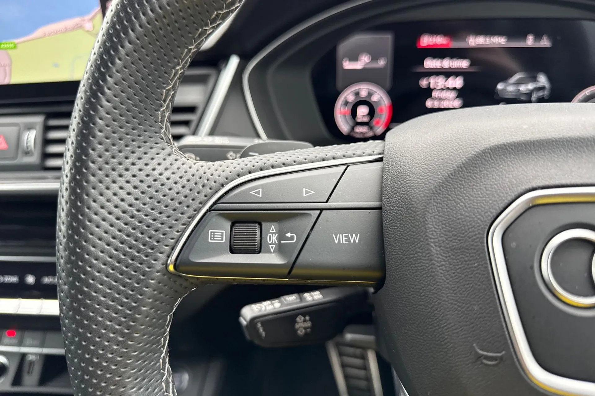 Audi Q5 thumbnail image number 39