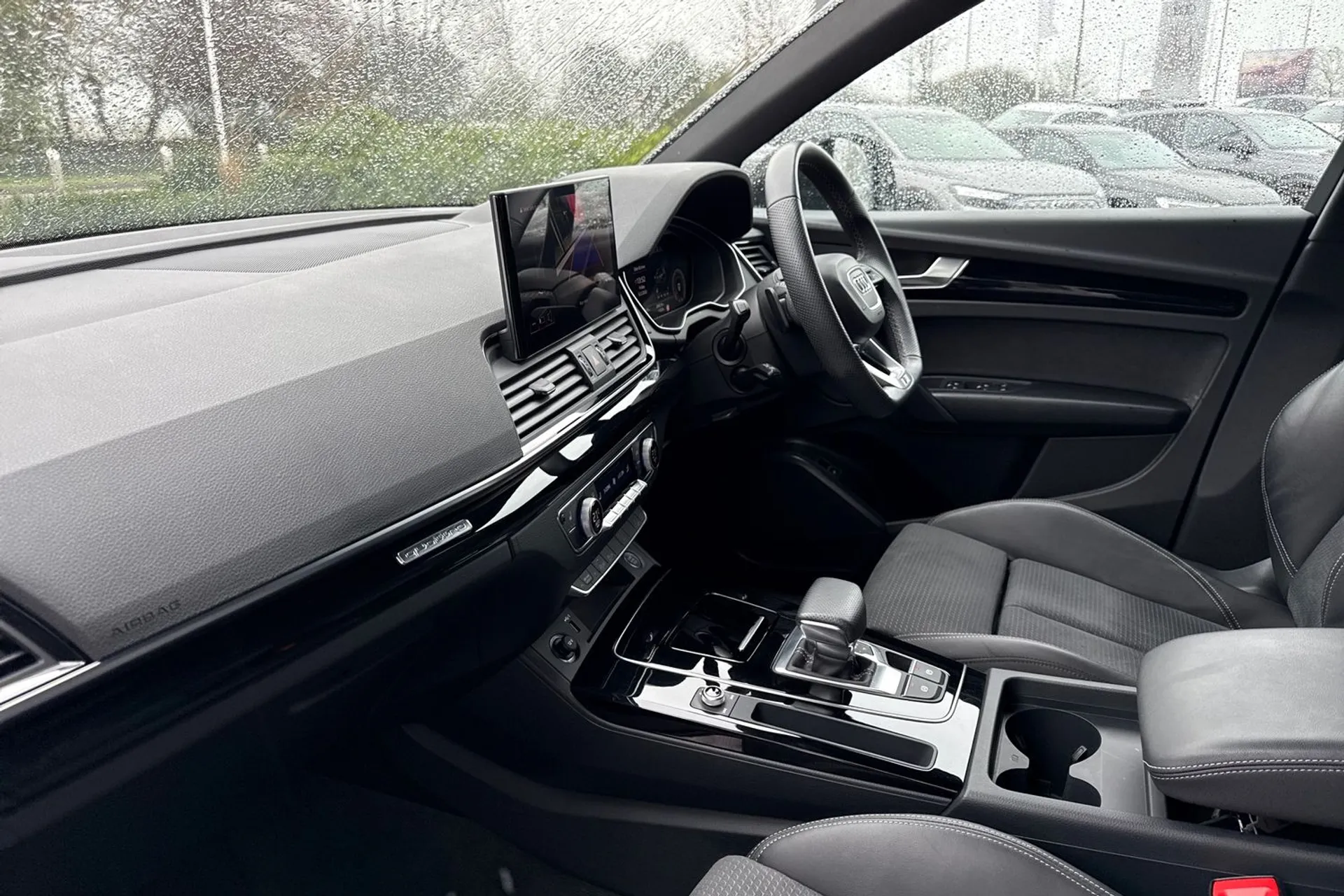 Audi Q5 thumbnail image number 13