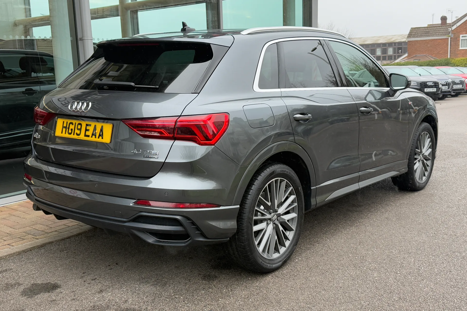 Audi Q3 thumbnail image number 57