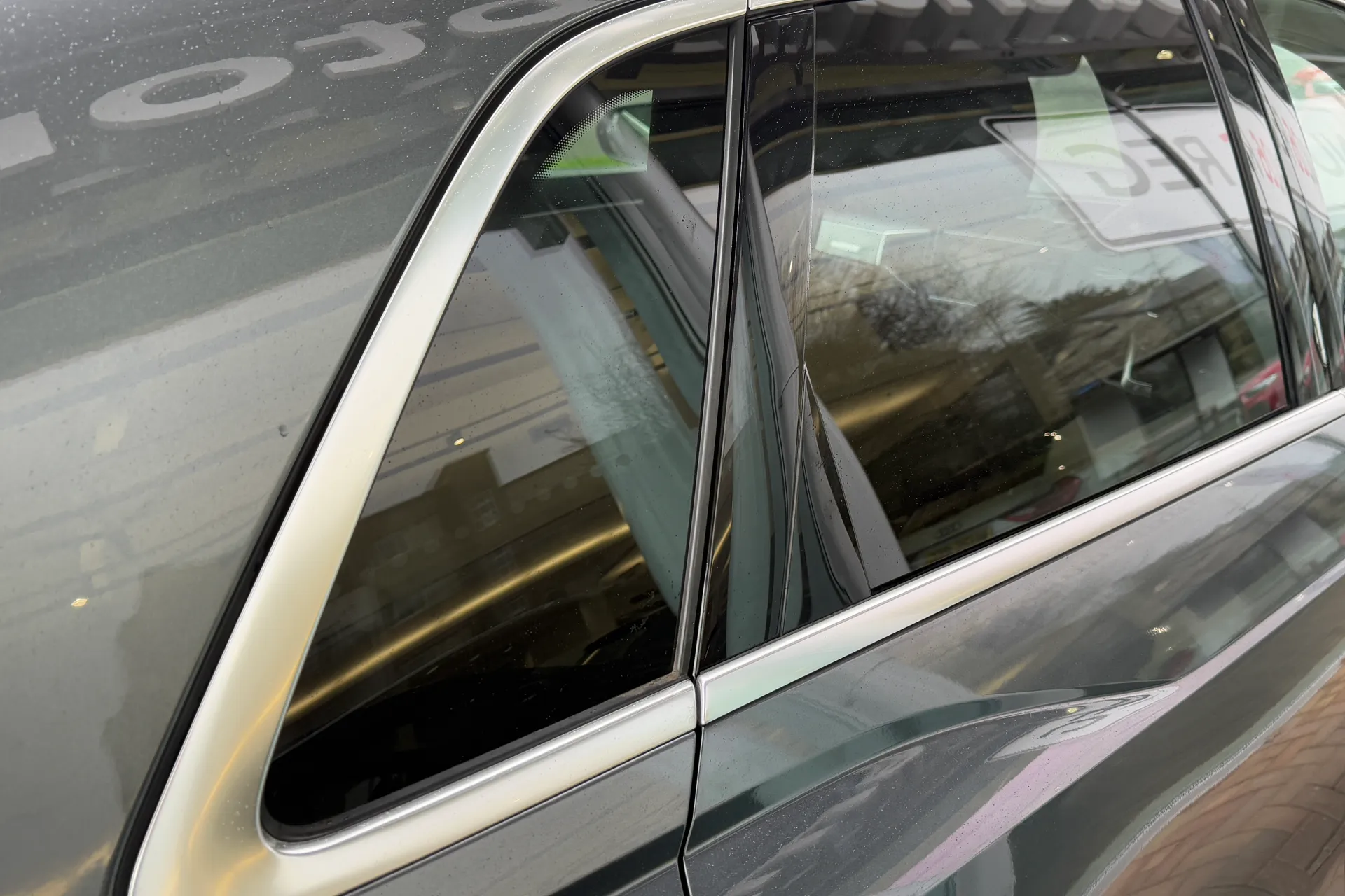 Audi Q3 thumbnail image number 33