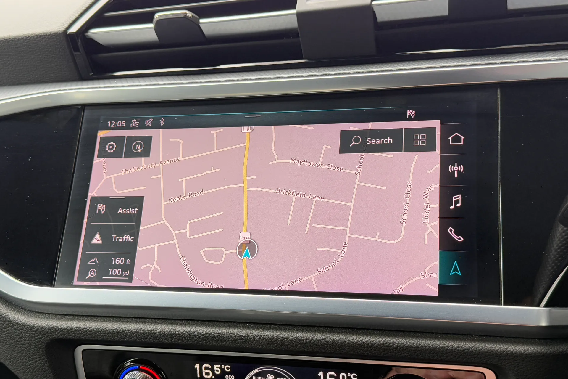 Audi Q3 thumbnail image number 4