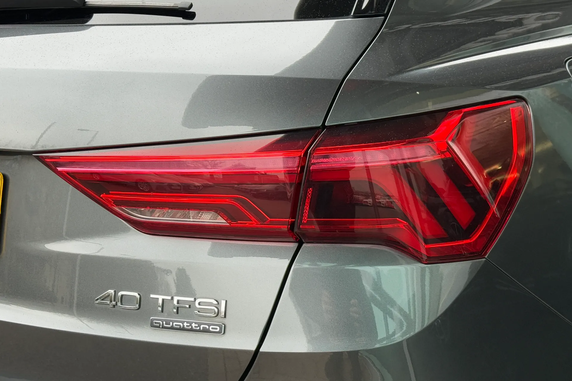 Audi Q3 thumbnail image number 41