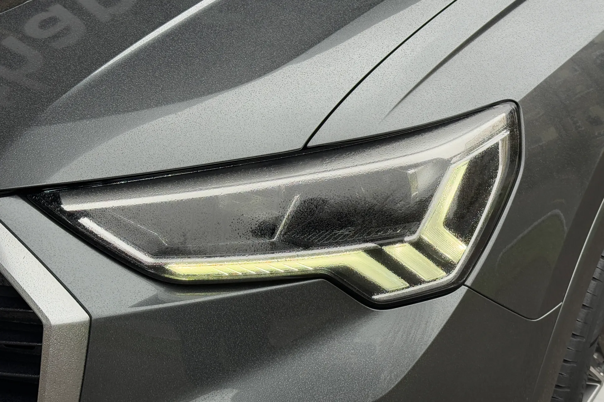 Audi Q3 thumbnail image number 53