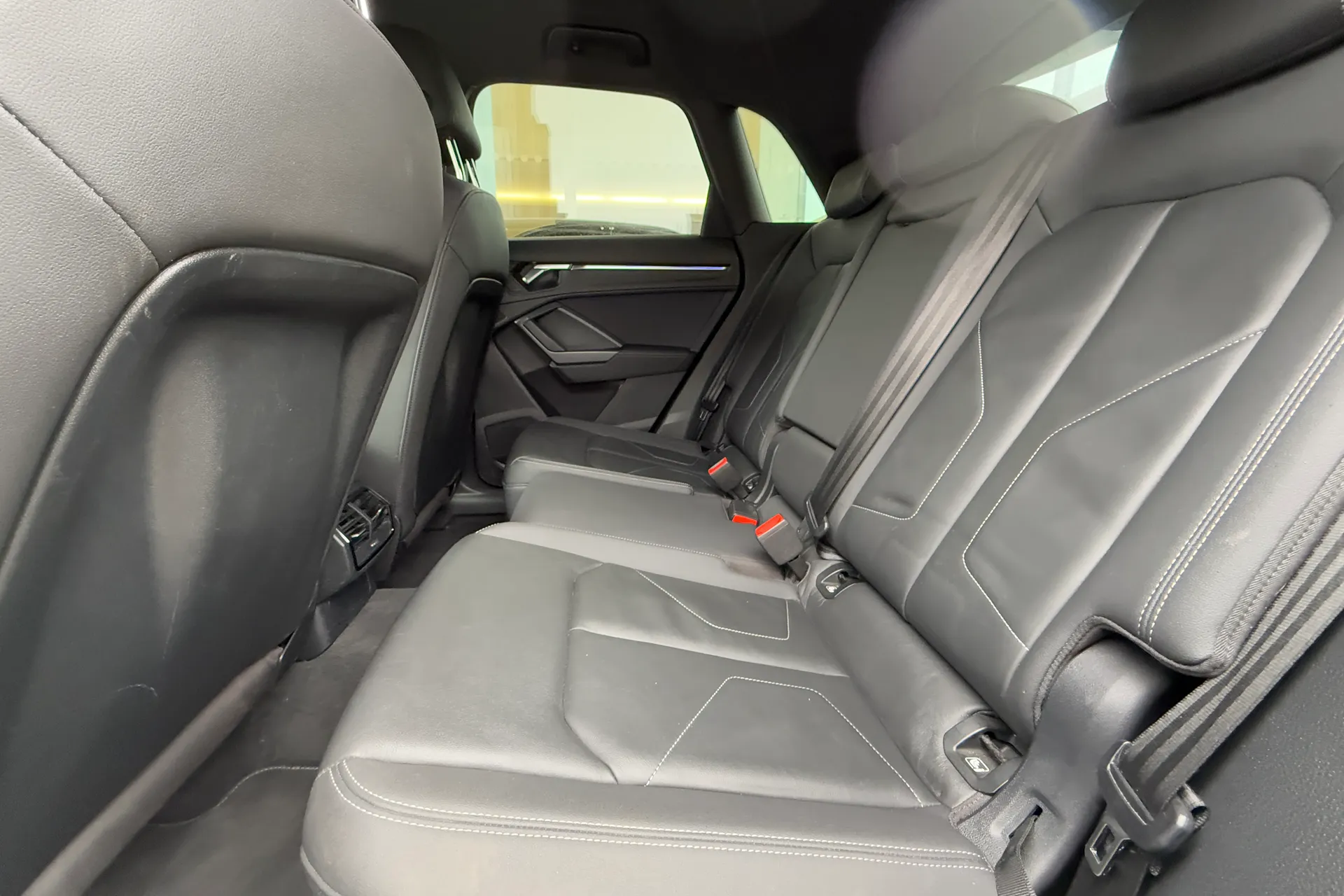 Audi Q3 thumbnail image number 46