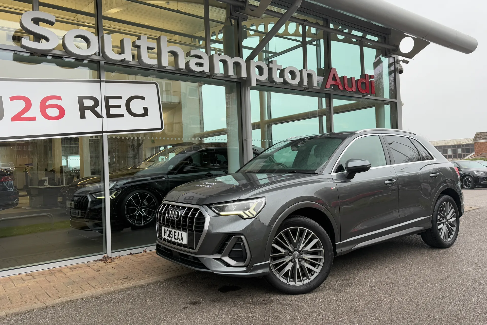 Audi Q3 thumbnail image number 56