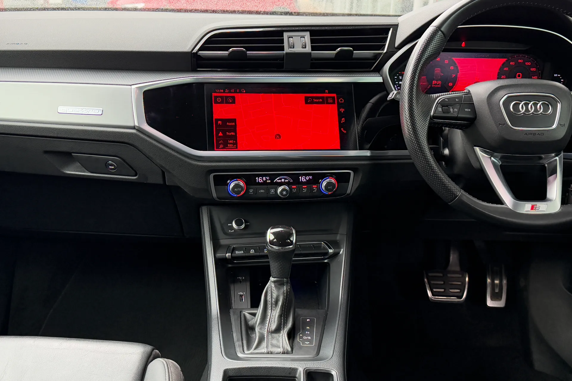 Audi Q3 thumbnail image number 37