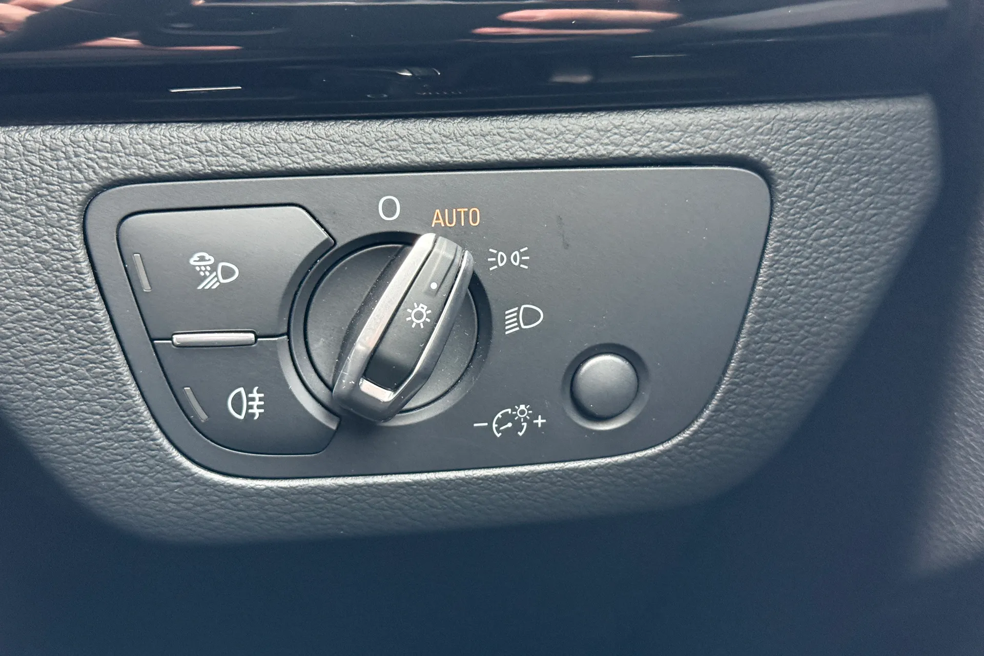 Audi Q5 thumbnail image number 14