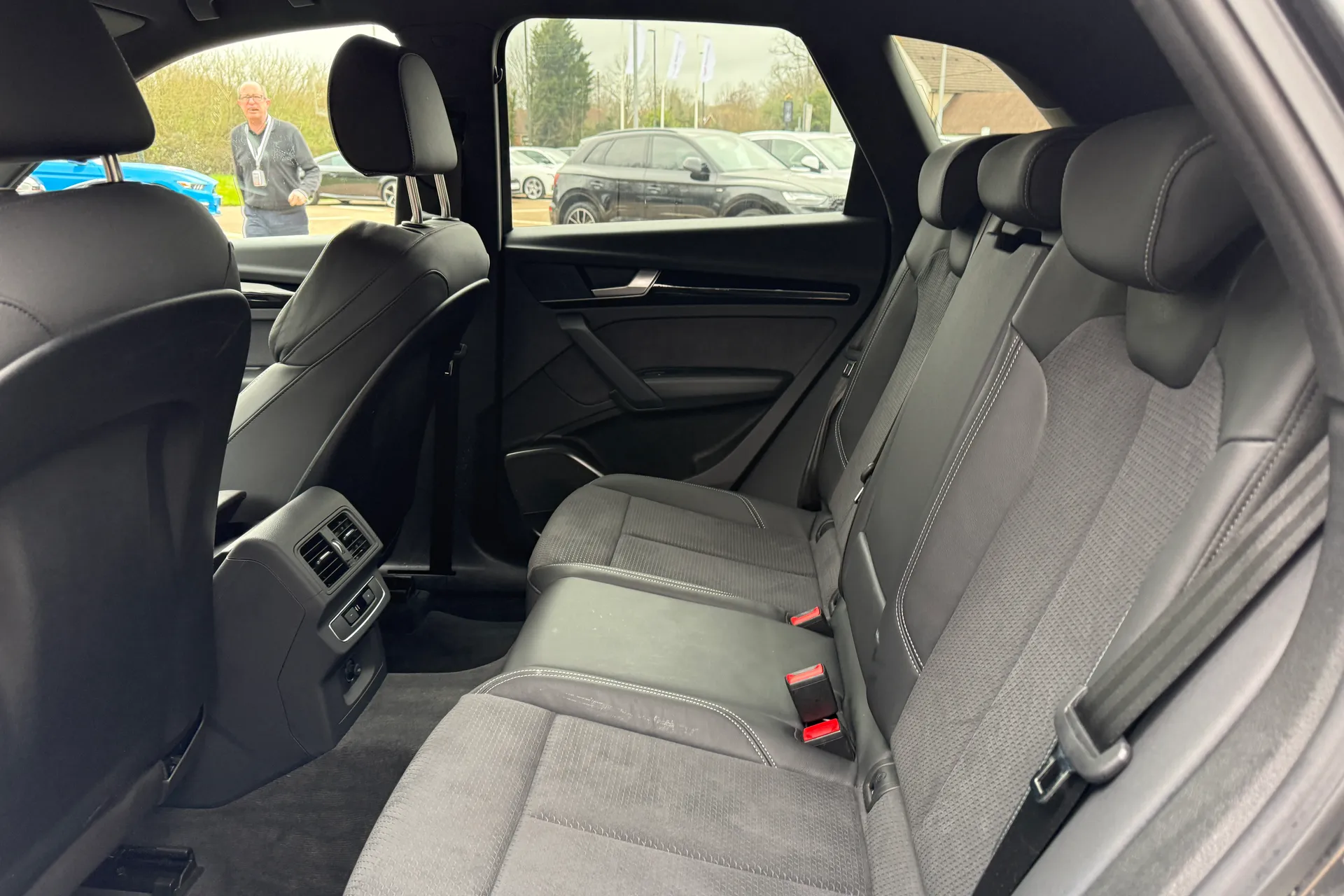 Audi Q5 thumbnail image number 46