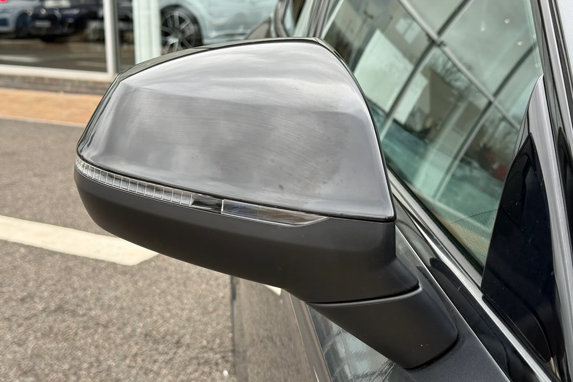 Audi Q5 thumbnail image number 8