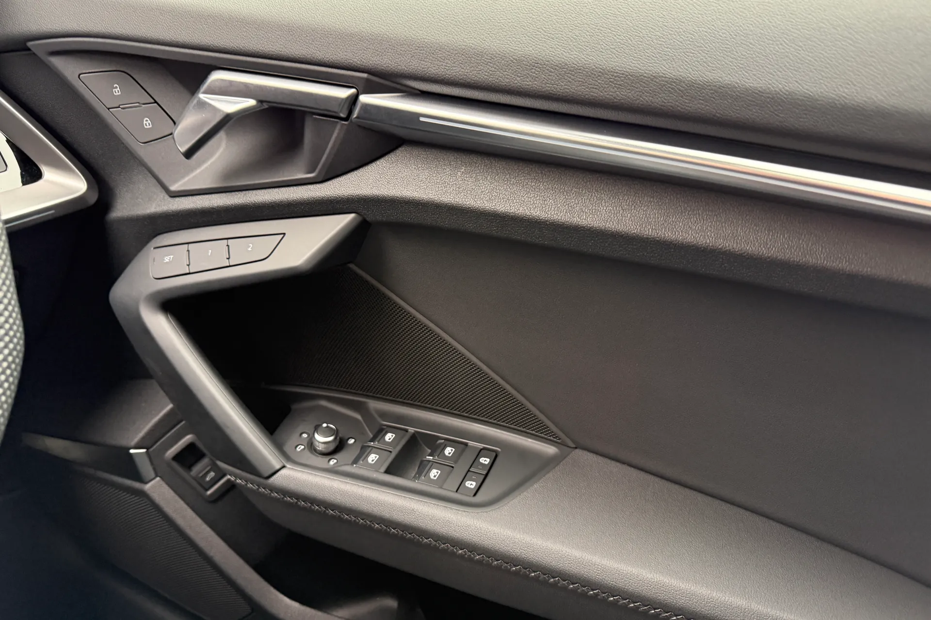 Audi A3 thumbnail image number 18