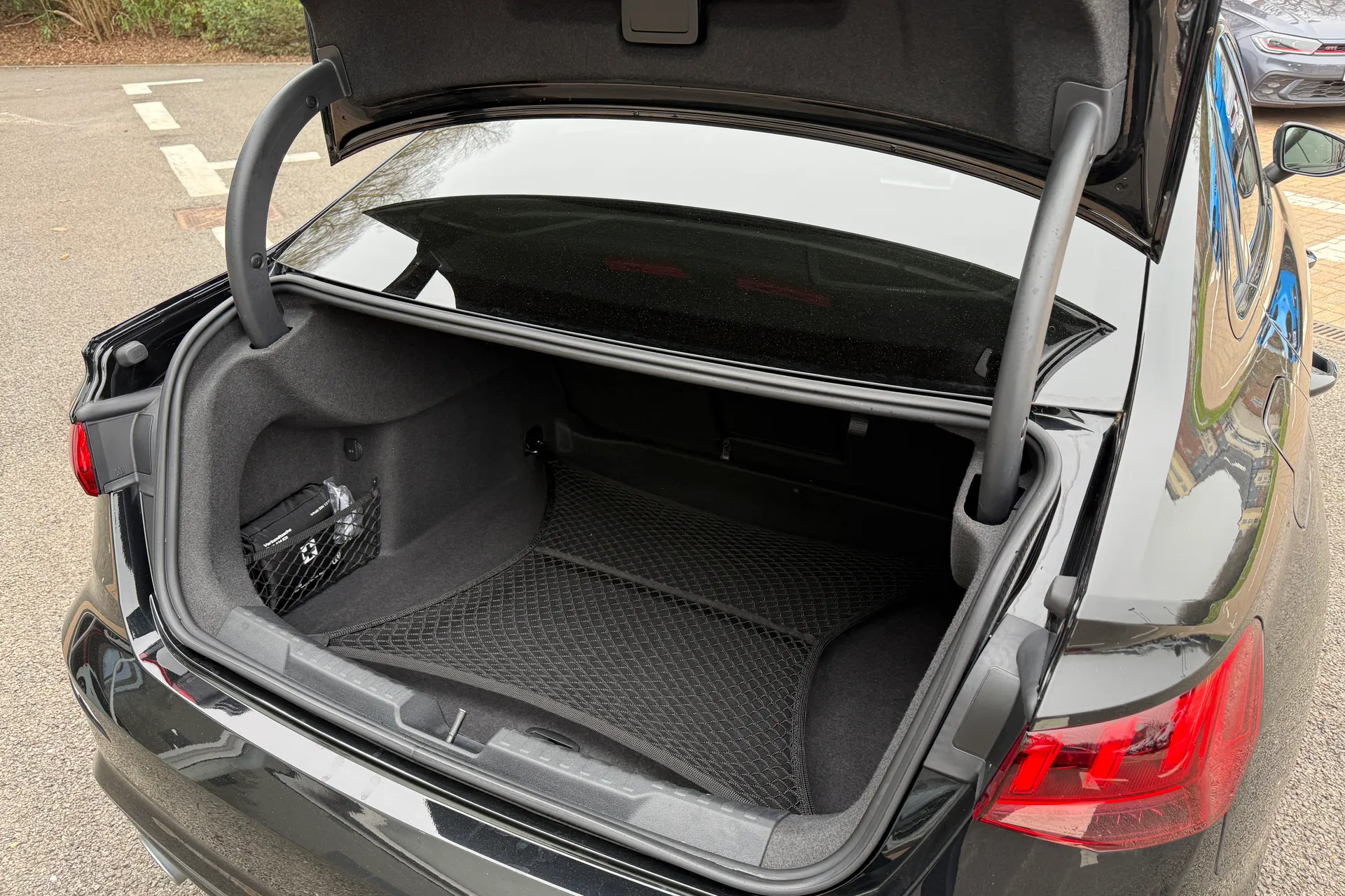 Audi A3 thumbnail image number 41