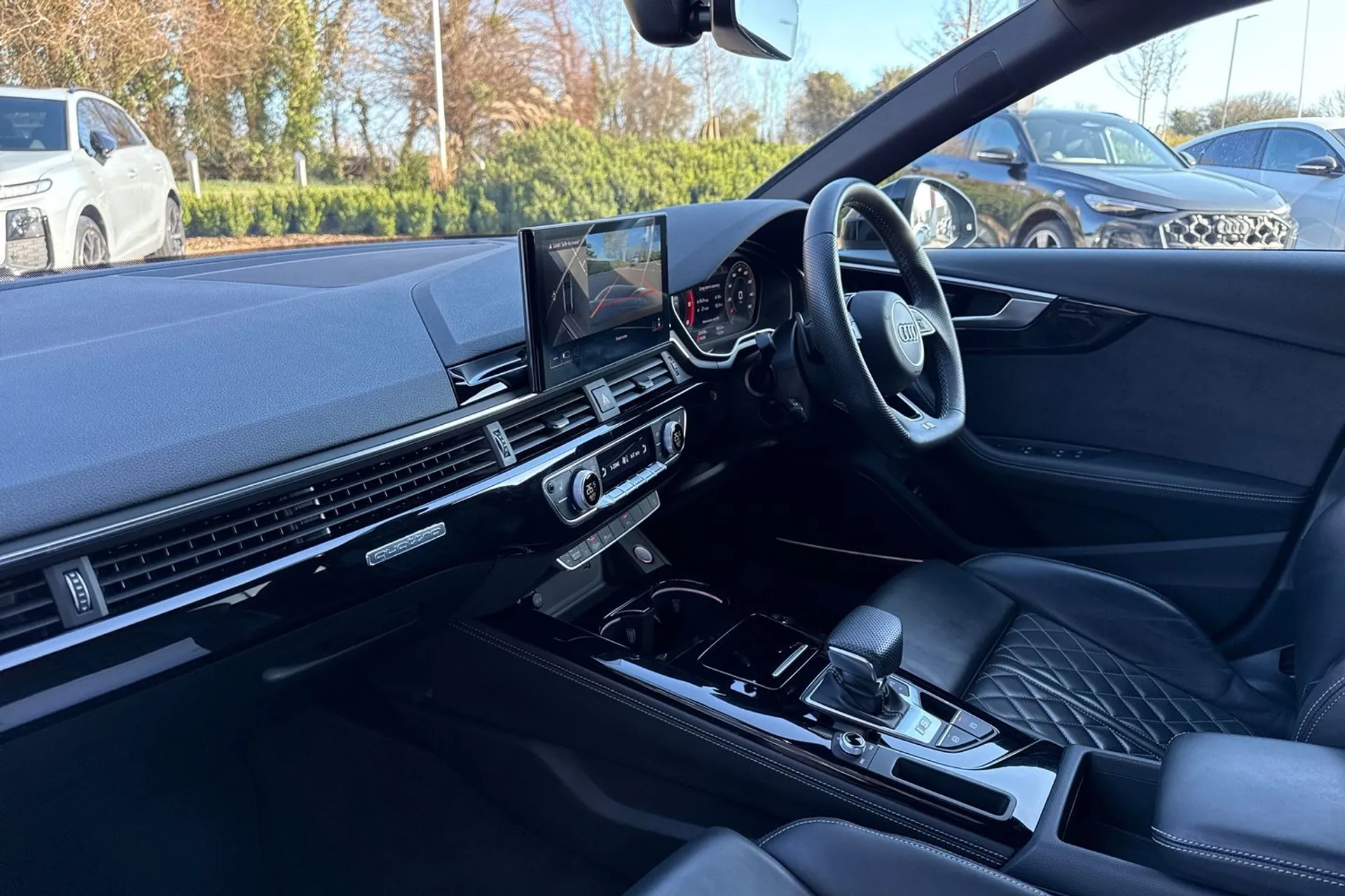 Audi A4 thumbnail image number 45